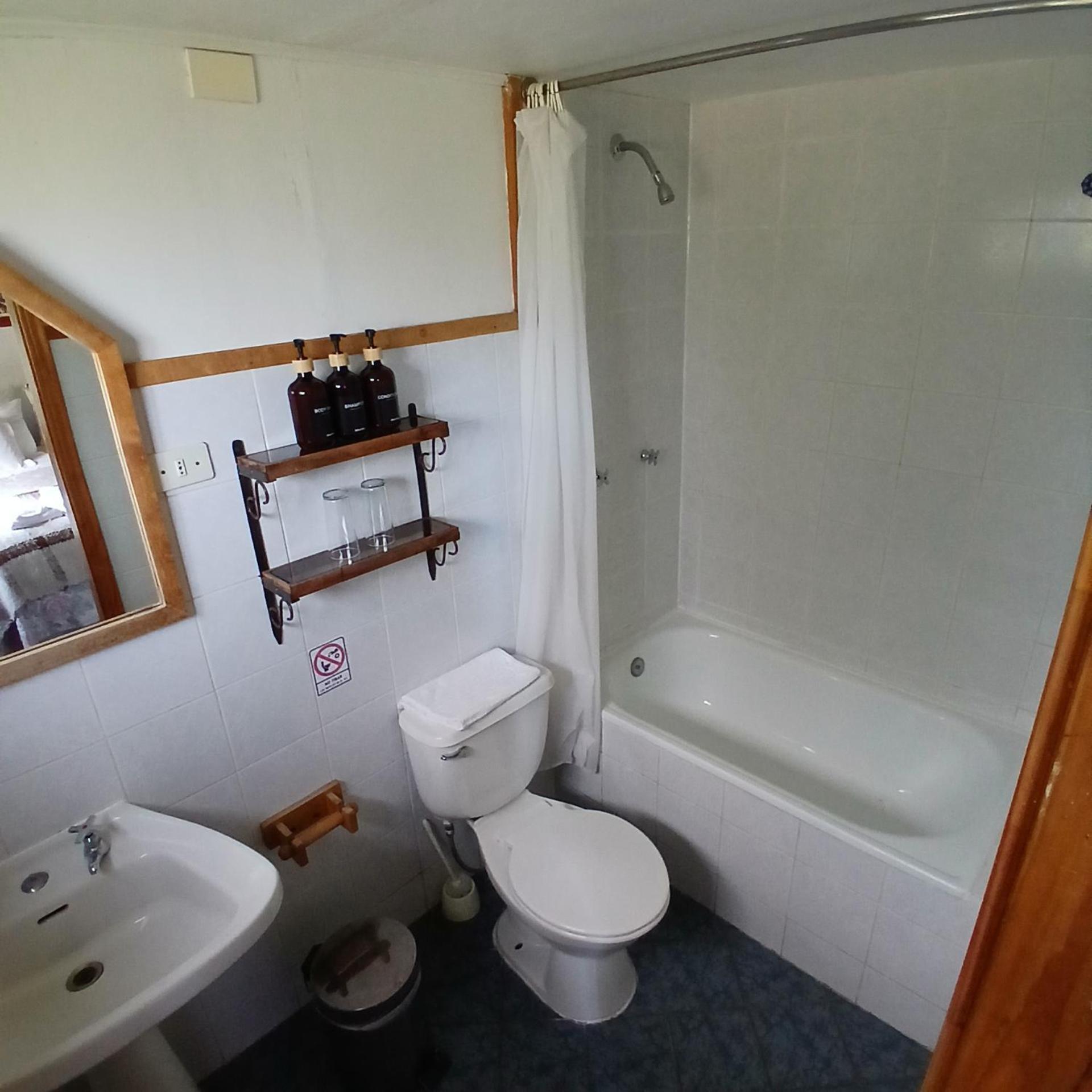 Hotel Mi Casa Chaitén Eksteriør bilde